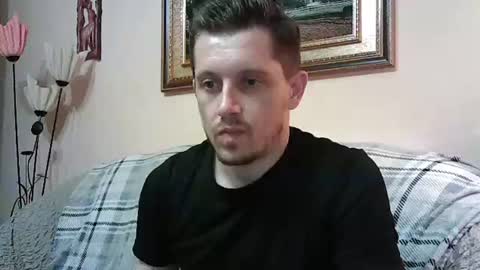 Snapshot of arromwilliam90 chatting on July 2, 2:00 am arromwilliam90 online show from July 2, 2:00 am