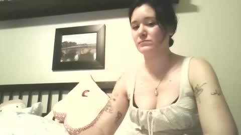 Snapshot of arrosemoi chatting on April 2, 1:03 am arrosemoi online show from April 2, 1:03 am