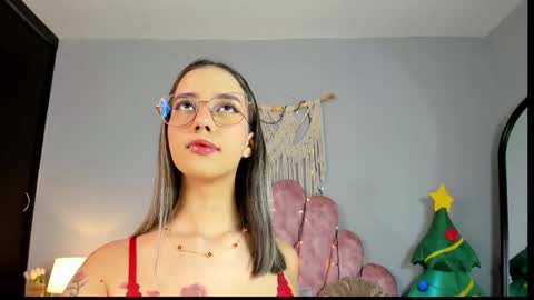 Lia Rose online show from December 1, 1:21 am