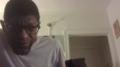 Arteblazze not daddy boy bitch or nigga online show from January 14, 1:11 am