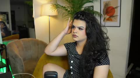 Chloe  online show from January 18, 10:06 pm