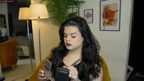 Chloe  online show from January 19, 9:45 pm