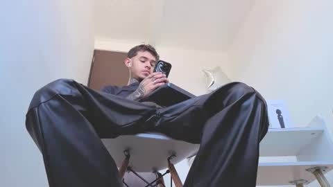   online show from September 20, 10:22 pm