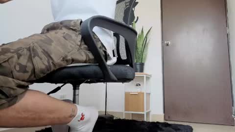   online show from May 13, 3:42 pm