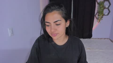 Snapshot of artemis_020 chatting on December 22, 11:31 pm FENIX online show from December 22, 11:31 pm