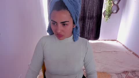 Snapshot of artemis_020 chatting on December 31, 7:40 pm FENIX online show from December 31, 7:40 pm