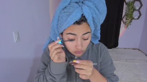 Snapshot of artemis_020 chatting on January 6, 11:31 pm FENIX online show from January 6, 11:31 pm