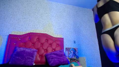 Snapshot of artemisa_bow chatting on March 24, 11:26 am Artemisa online show from March 24, 11:26 am