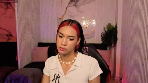 artemiss_tay online show from May 20, 7:31 pm