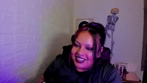 Snapshot of artenisa_tay69 chatting on October 13, 3:50 am artenisa_tay69 online show from October 13, 3:50 am