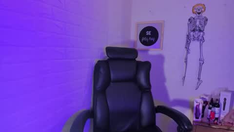 Snapshot of artenisa_tay69 chatting on October 22, 3:51 am artenisa_tay69 online show from October 22, 3:51 am