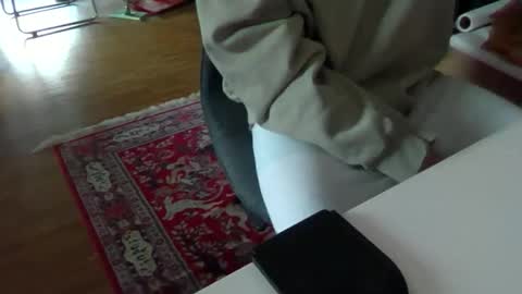 Snapshot of artesian99 chatting on December 21, 2:35 pm artesian99 online show from December 21, 2:35 pm