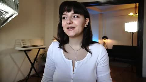 Snapshot of artesophie chatting on March 10, 8:15 am Sofia Caponi online show from March 10, 8:15 am