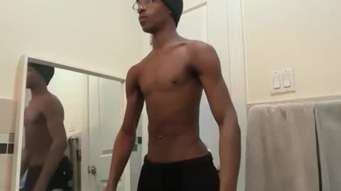 Snapshot of artfulmuscle212 chatting on February 15, 1:20 pm artfulmuscle212 online show from February 15, 1:20 pm