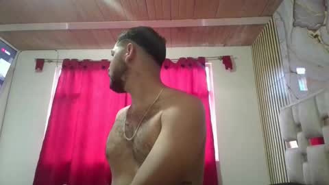 arthur1718 online show from April 2, 10:51 pm