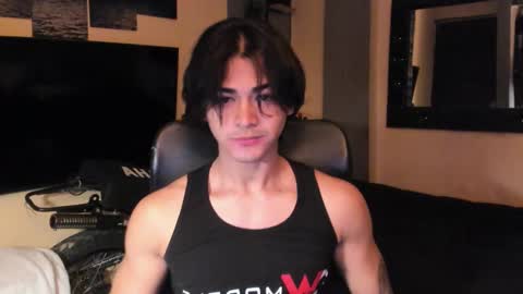 Snapshot of arthur_hunter chatting on March 9, 12:36 am I AM HERE online show from March 9, 12:36 am