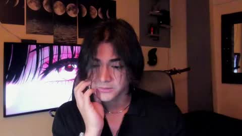 I AM HERE online show from May 17, 1:25 am