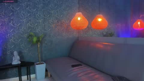 arthurcox_ online show from February 11, 11:48 am