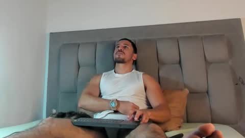 Snapshot of arthurlam chatting on March 17, 8:12 pm Arthur online show from March 17, 8:12 pm