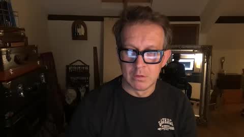 artisterotic online show from November 3, 7:15 pm