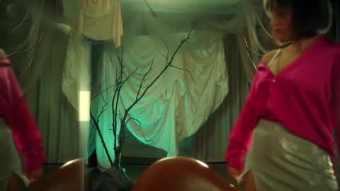 Snapshot of artmosphera chatting on November 18, 12:16 am The ticket show has been postponed to Monday tomorrow. Sorry womens day online show from November 18, 12:16 am