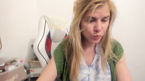 MIA online show from October 7, 8:50 pm