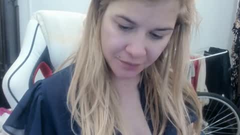 MIA online show from October 15, 8:47 am