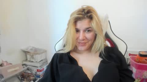 MIA online show from November 4, 10:25 am