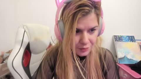 MIA online show from December 1, 6:07 am