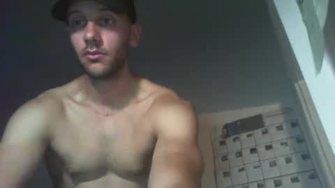 Snapshot of artur833 chatting on September 13, 9:36 pm artur833 online show from September 13, 9:36 pm