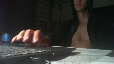 Snapshot of artur833 chatting on September 29, 8:13 pm artur833 online show from September 29, 8:13 pm