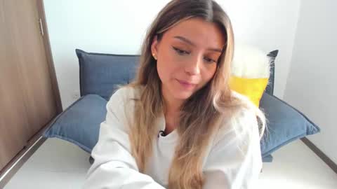 Snapshot of ary_cam230 chatting on January 14, 9:42 pm Zahaara online show from January 14, 9:42 pm