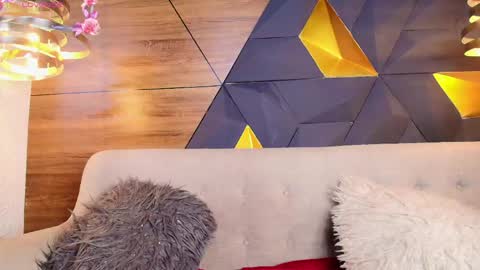 sofia online show from May 4, 11:06 am