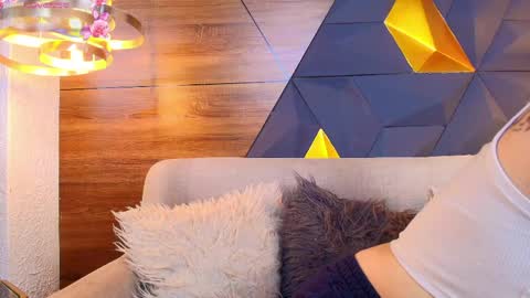 sofia online show from May 11, 11:16 am