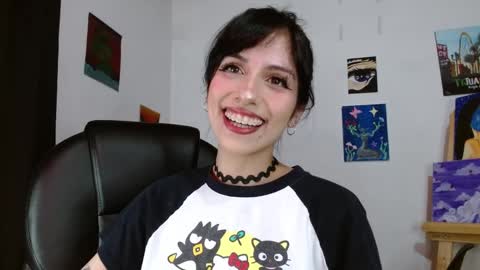   Independent Model online show from May 21, 1:01 am