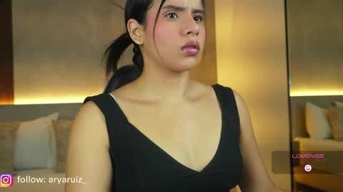 Snapshot of arya_ruiz chatting on February 24, 12:36 pm Arya online show from February 24, 12:36 pm