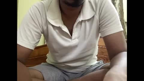 aryan_980763874 online show from May 17, 12:23 pm
