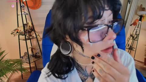 Snapshot of aryrousse chatting on March 31, 3:30 am Ary Rousse online show from March 31, 3:30 am