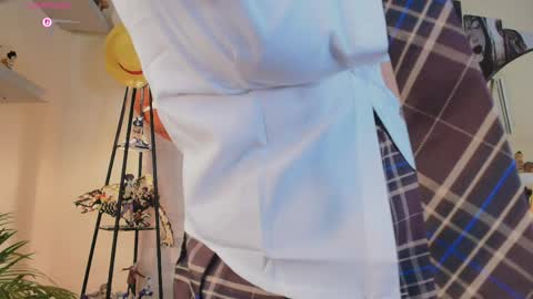 Snapshot of aryrousse chatting on April 1, 11:35 pm Ary Rousse online show from April 1, 11:35 pm