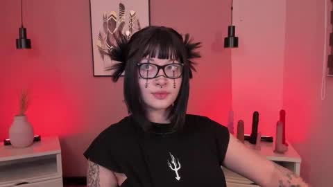 Asami  online show from October 13, 9:15 pm