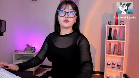 Asami  online show from May 9, 9:09 pm