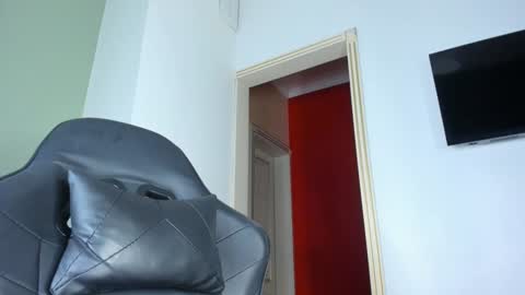 Asami online show from December 19, 5:20 pm