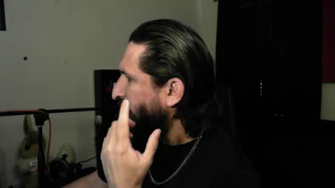 devilPup75 online show from May 6, 10:26 pm
