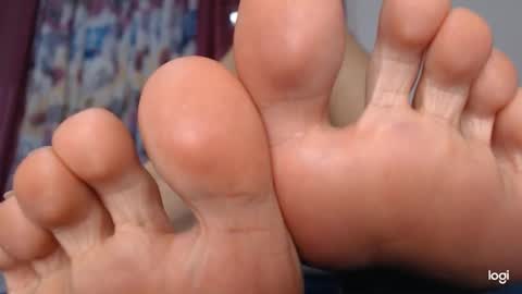 Snapshot of ash_nicefeet chatting on February 10, 2:52 am ashley online show from February 10, 2:52 am
