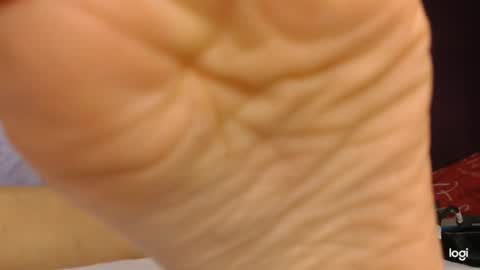 Snapshot of ash_nicefeet chatting on February 25, 4:11 am ashley online show from February 25, 4:11 am