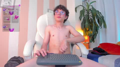 ash online show from December 28, 10:13 pm