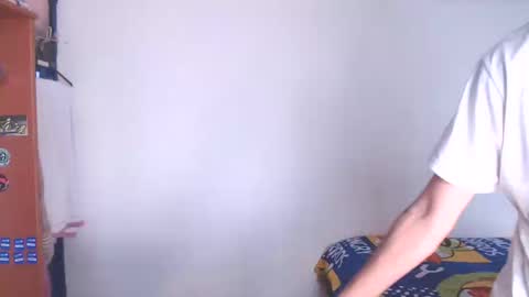 Snapshot of ash_v1 chatting on February 10, 2:59 pm Ash online show from February 10, 2:59 pm