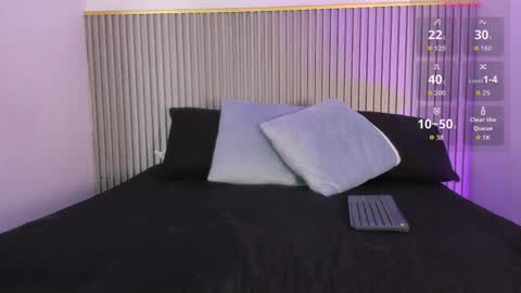 ash_valentine online show from May 21, 7:32 pm