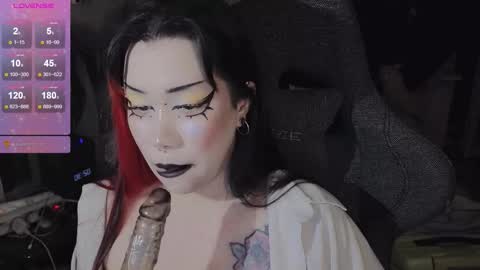 Sasha next stream December 4st  at  0000- 0030 am German time online show from November 29, 11:30 pm