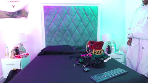 asha_zuri_and_adam online show from March 18, 12:30 pm